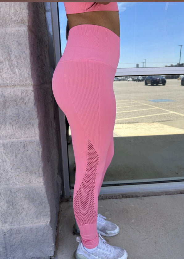 NUX Link Up Flamingo Legging (pink) – Forte Fitness Southern Pines